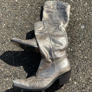 Vintage Nine West metallic gold leather western boots